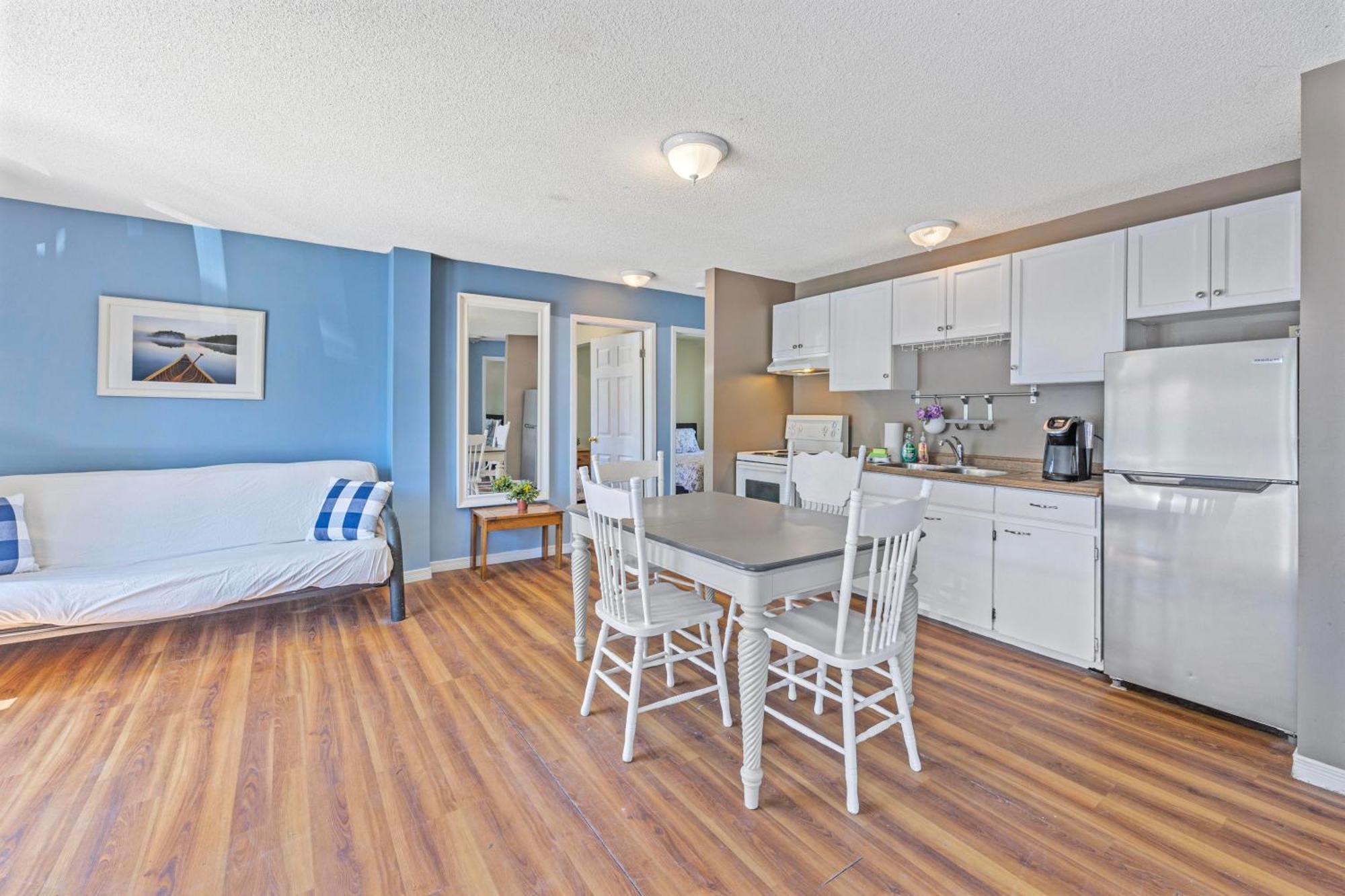 Riverfront Cottages Wasaga Beach Extérieur photo